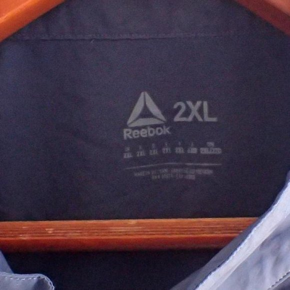 Reebok Men's MYT Woven 1/2 Zip Jacket - Picture 2 of 2